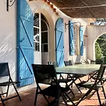 Family Of 150m2 With Swimming Pool In Йер