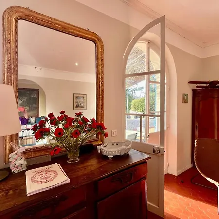 Family Of 150m2 With Swimming Pool In Holiday home Hyeres