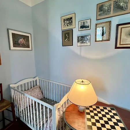 Family Of 150m2 With Swimming Pool In