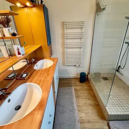 Family Of 150m2 With Swimming Pool In * Hyeres