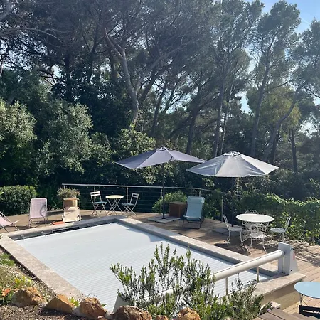 Family Of 150m2 With Swimming Pool In * Hyeres