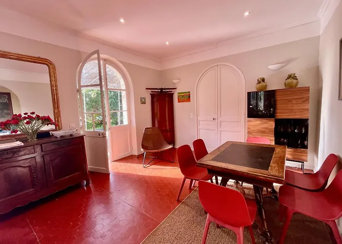 Family Of 150m2 With Swimming Pool In * Hyeres