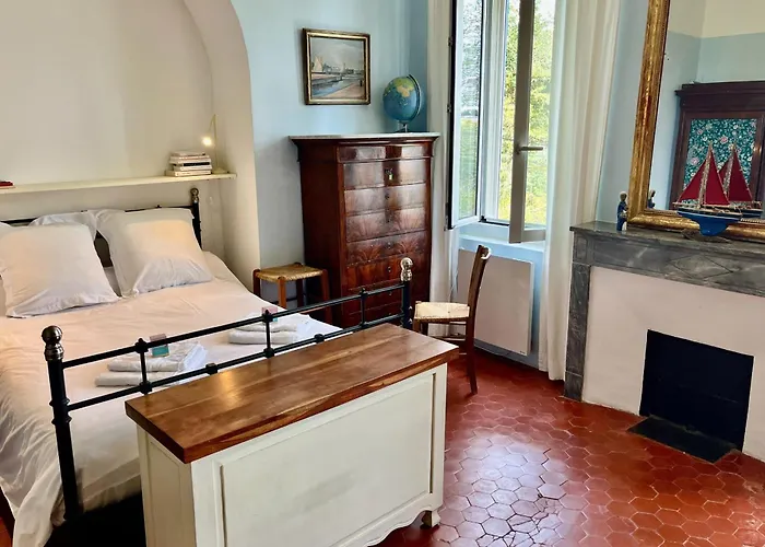 Family Of 150m2 With Swimming Pool In Holiday home *