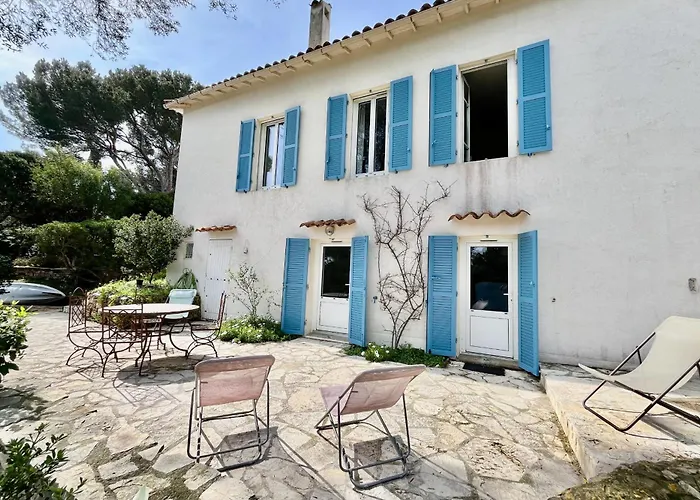 Family Of 150m2 With Swimming Pool In * Hyeres