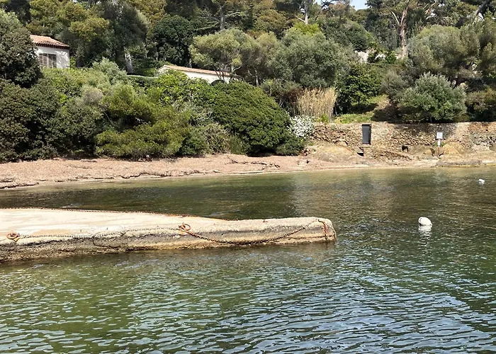 Family Of 150m2 With Swimming Pool In Holiday home Hyeres